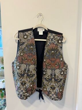 Nouveau Monde Ornate Embellished Beaded Vest - Black, Gold, Olive